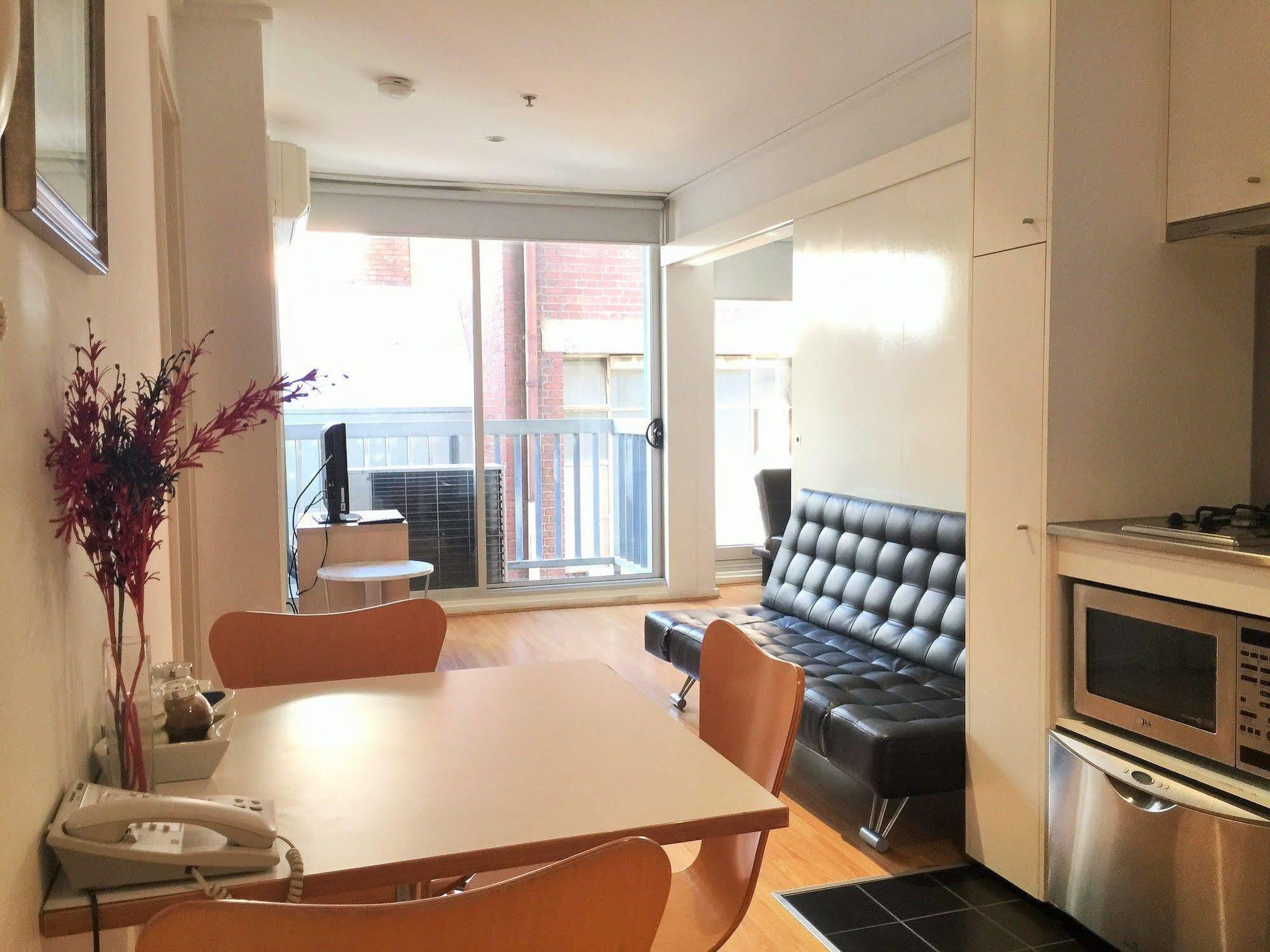 Ozstays Apartments Melbourne Exterior photo